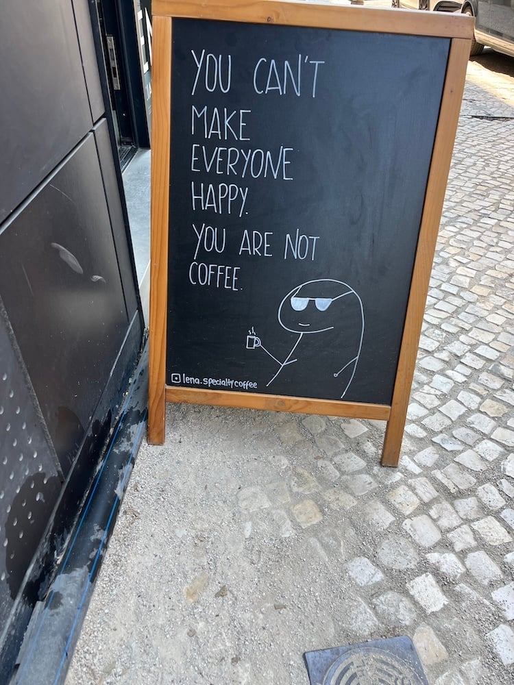Alli Likes Coffee