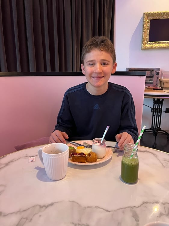 Seb Loves Hotel Breakfast